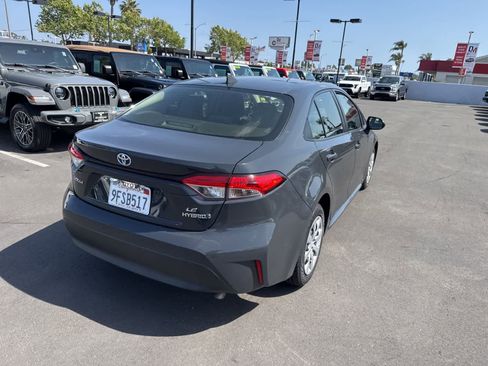 Used 2024 Toyota Corolla LE FWD image 16