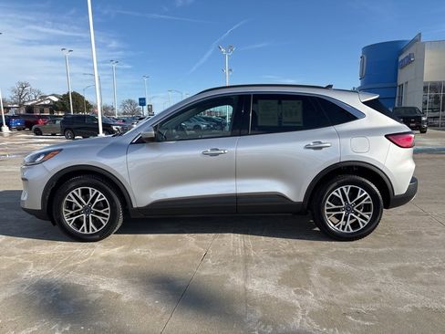 Used 2020 Ford Escape SEL image 6