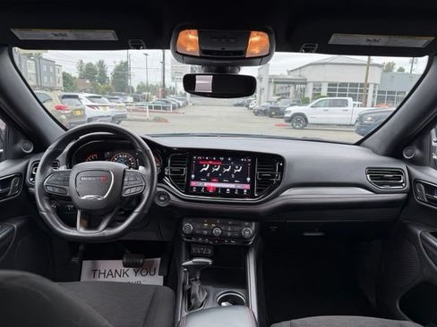Used 2025 Dodge Durango GT AWD/4WD image 16