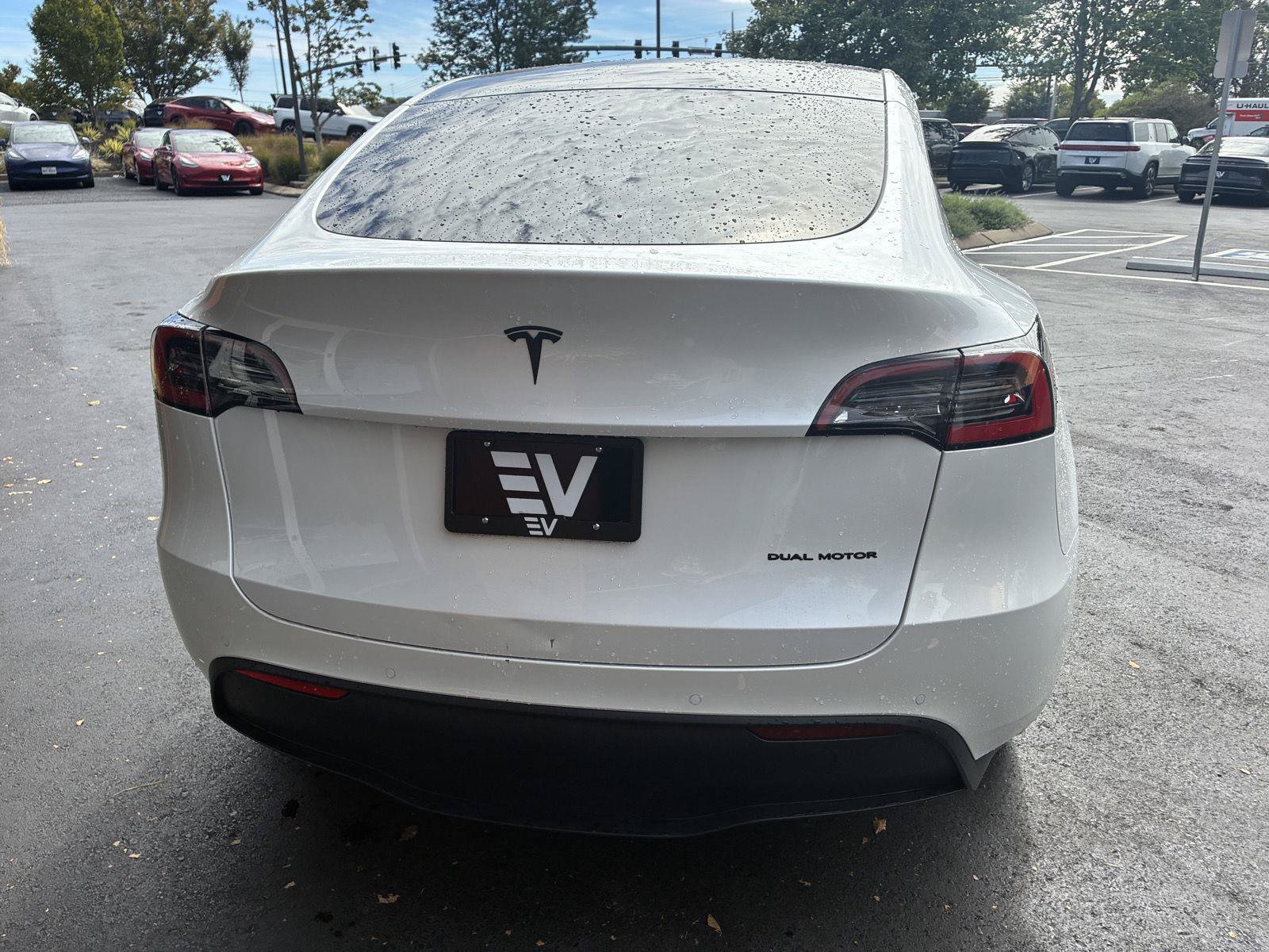 Used 2021 Tesla Model Y Long Range AWD/4WD image 6