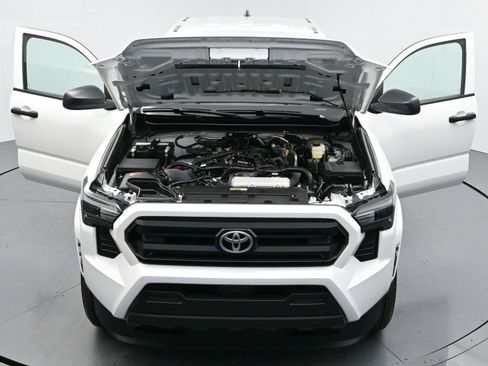 Used 2025 Toyota Tacoma SR w/ Towing Package image 39
