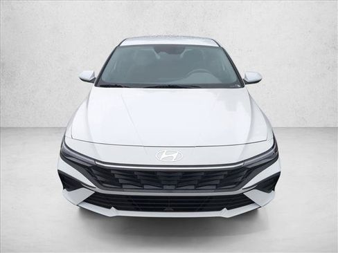 New 2026 Hyundai Elantra SE FWD image 6