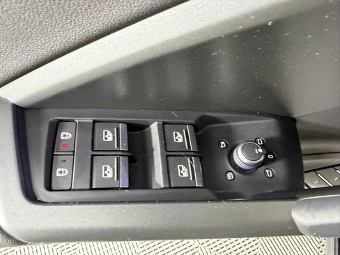 Certified 2023 Audi Q3 2.0T Premium Plus w/ Premium Plus Package image 19