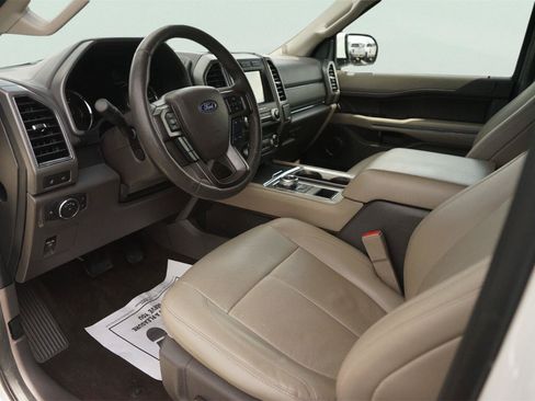 Used 2020 Ford Expedition XLT w/ Equipment Group 202A RWD image 8