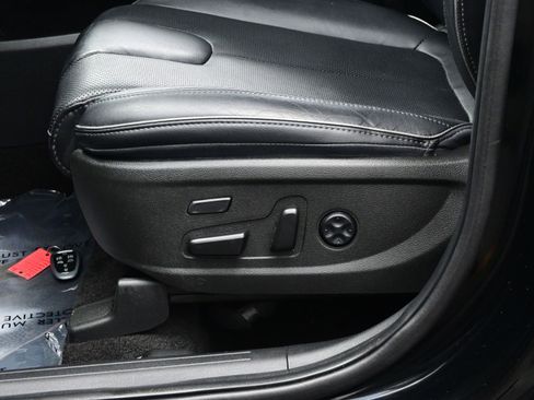 Used 2023 Hyundai Santa Fe Limited image 11