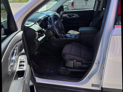 Used 2020 Chevrolet Traverse LS AWD/4WD image 7