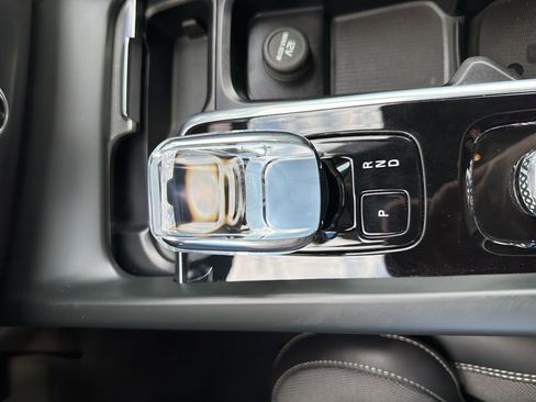 Used 2024 Volvo XC60 T8 Polestar w/ Protection Package Premier image 50