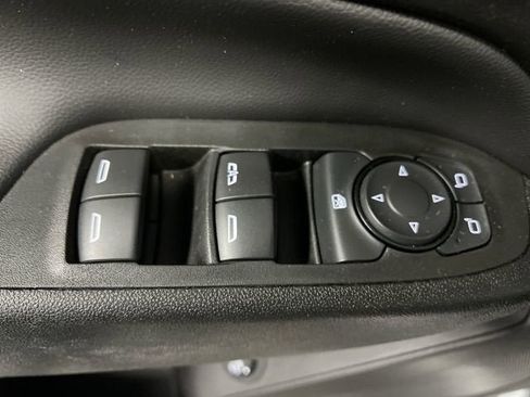 Certified 2024 Chevrolet Equinox LT FWD image 22