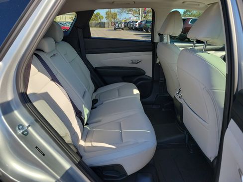 Used 2025 Hyundai Tucson SEL image 12