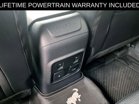 Used 2022 Ford Bronco Wildtrak image 26