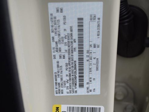 New 2025 Ford Bronco Badlands image 26