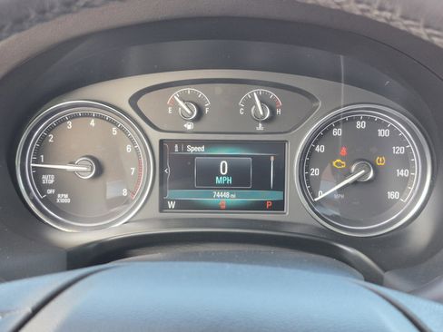 Used 2018 Buick Enclave Essence FWD image 32