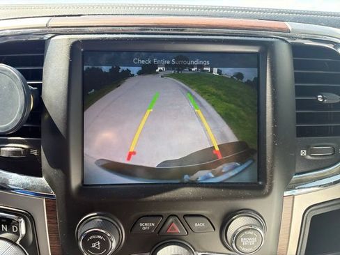 Used 2017 RAM 1500 Laramie w/ Convenience Group AWD/4WD image 14