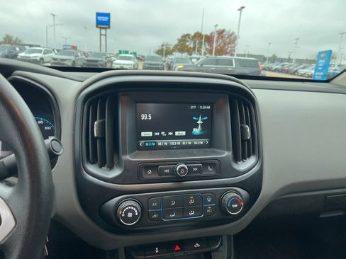 Used 2018 Chevrolet Colorado W/T w/ WT Convenience Package image 18