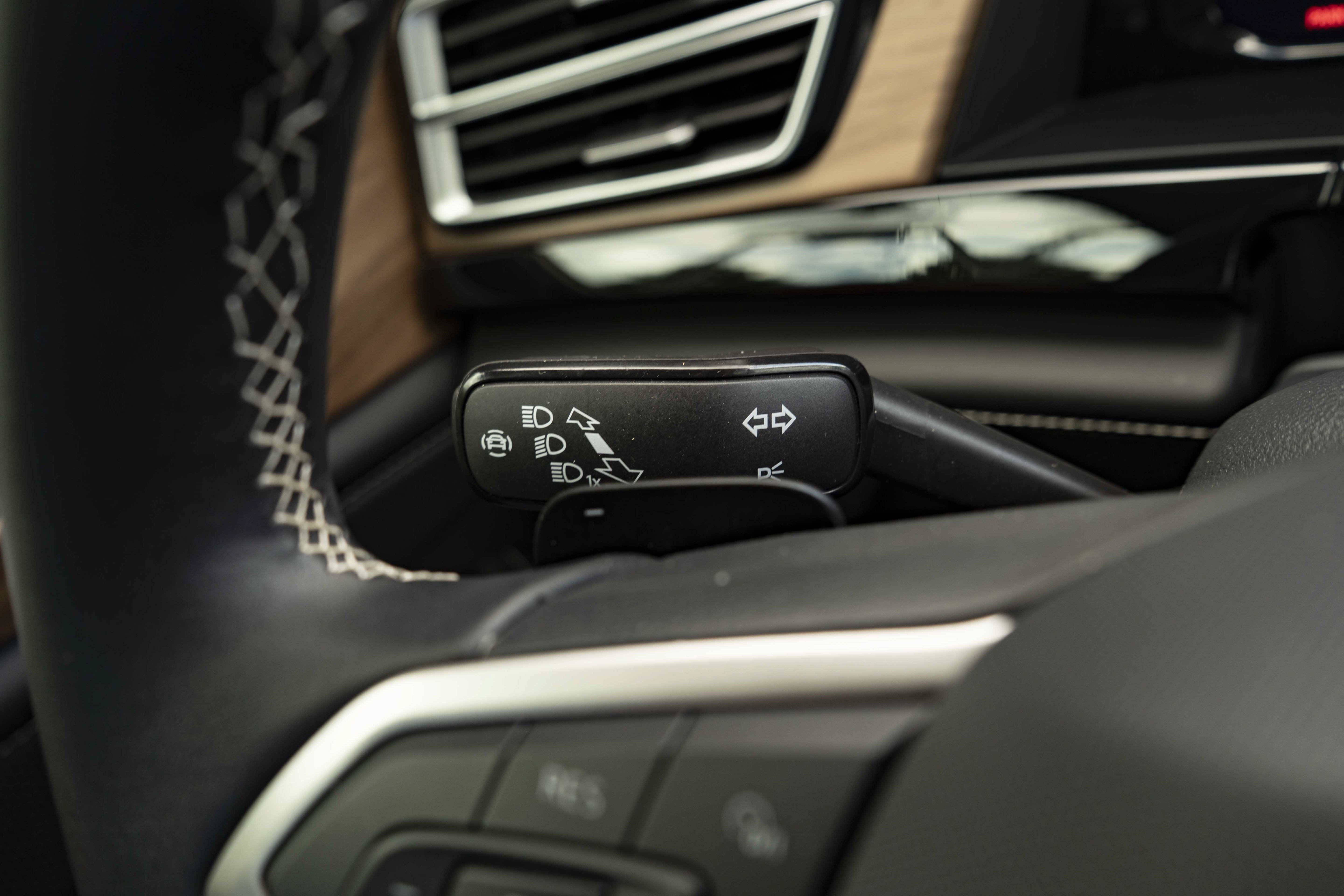 Certified 2026 Volkswagen Atlas SE FWD image 23