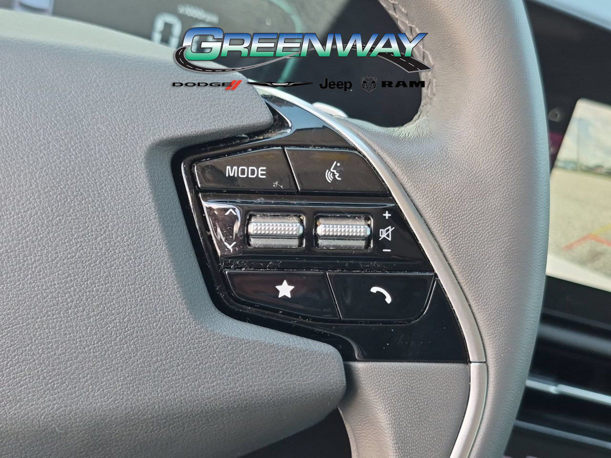 Used 2023 Kia Niro EX Touring FWD image 26