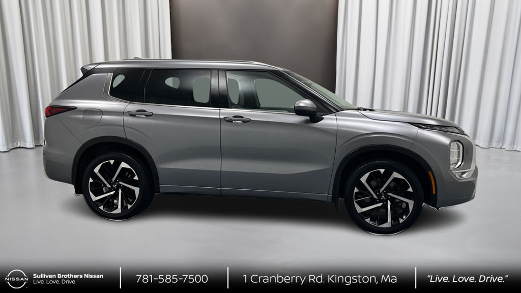 Used 2023 Mitsubishi Outlander SEL AWD/4WD image 4