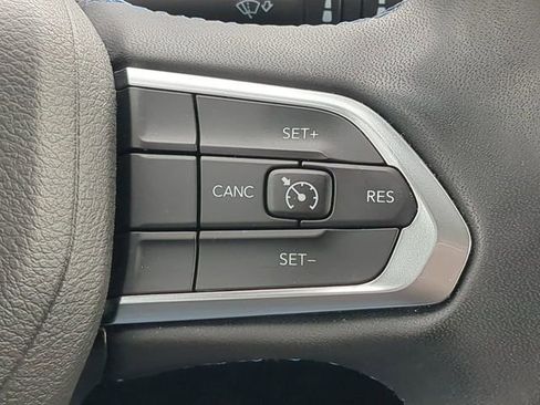 Certified 2022 Jeep Compass Latitude image 28