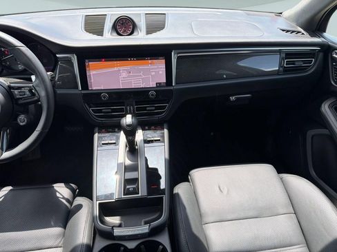 Certified 2024 Porsche Macan GTS AWD/4WD image 29