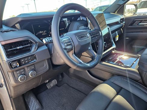 New 2026 GMC Yukon XL Denali w/ Sun & Power Step Package image 10