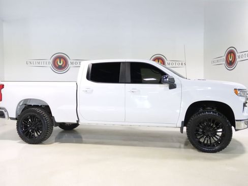 Used 2026 Chevrolet Silverado 1500 LT w/ Z71 Off-Road Package AWD/4WD image 33
