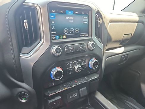 Used 2021 GMC Sierra 1500 Elevation w/ LPO, Elevation Black Package AWD/4WD image 20