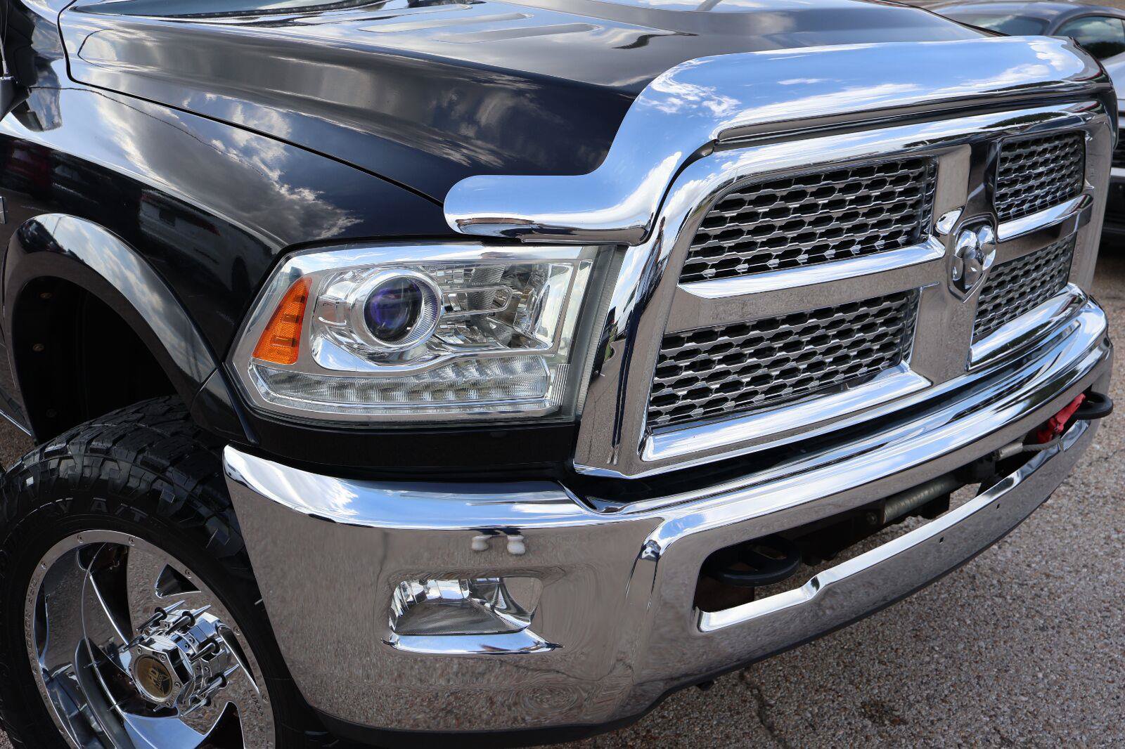 Used 2015 RAM 2500 Power Wagon Laramie AWD/4WD image 8