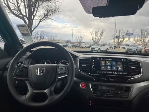 New 2026 Honda Ridgeline RTL image 15