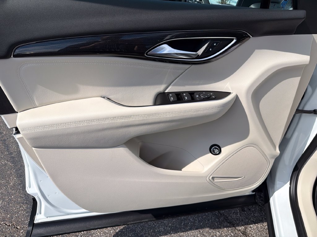 Certified 2023 Buick Envision Preferred AWD/4WD image 12