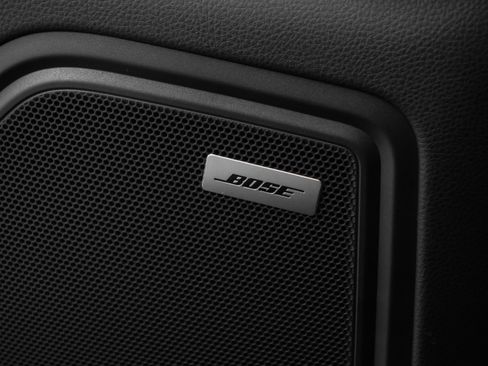 Used 2025 Porsche Macan Turbo image 41