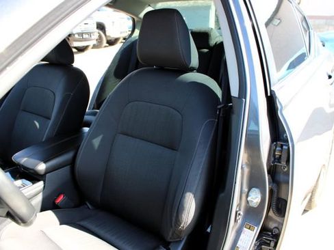 Used 2023 Nissan Altima 2.5 SV w/ SV Premium Package FWD image 14