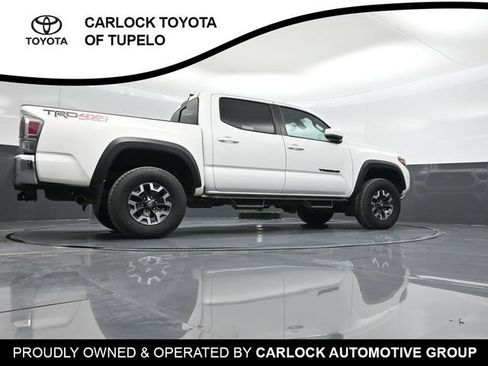 Used 2023 Toyota Tacoma TRD Off-Road AWD/4WD image 40