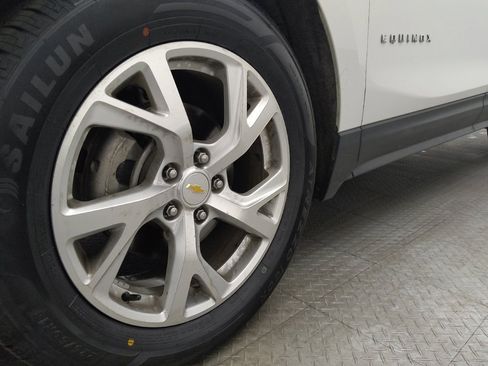 Used 2018 Chevrolet Equinox Premier image 31