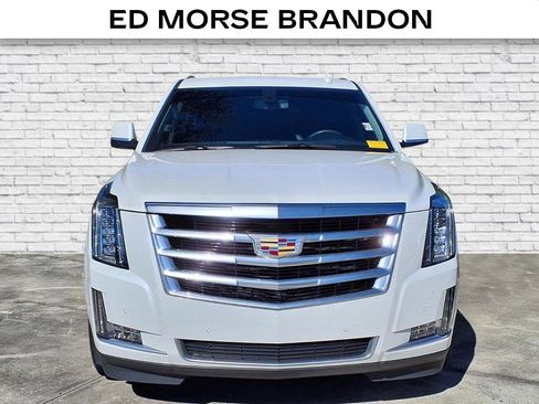 Used 2020 Cadillac Escalade 2WD image 2