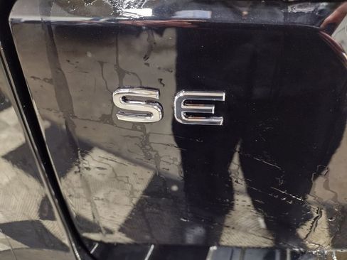 New 2026 Volkswagen Atlas SE image 14