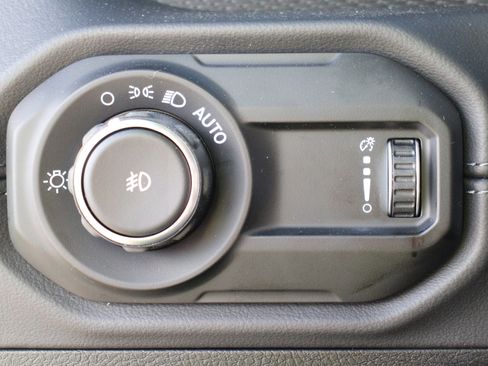 New 2026 Jeep Wrangler Unlimited Rubicon AWD/4WD image 11