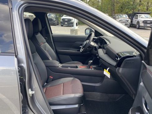 New 2026 Nissan Kicks SR w/ Cold Weather Package image 28