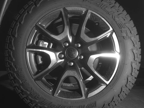 Used 2025 Jeep Compass Trailhawk image 12