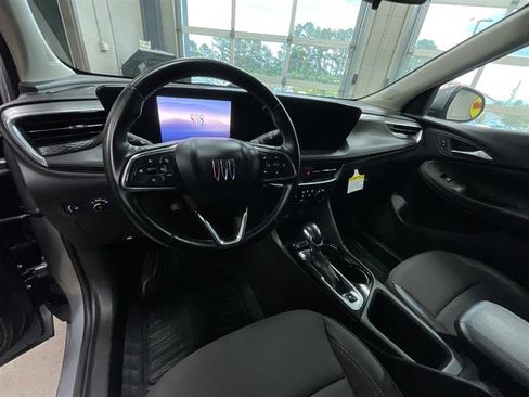 Used 2024 Buick Encore GX Preferred FWD image 13