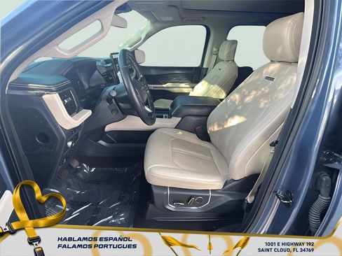 Used 2022 Ford Expedition Platinum image 10