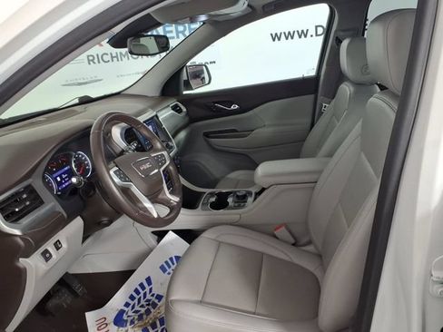 Used 2021 GMC Acadia SLT w/ Preferred Package AWD/4WD image 12