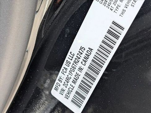 New 2026 Chrysler Pacifica Pinnacle image 16