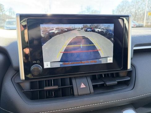 Used 2024 Toyota RAV4 XLE image 22