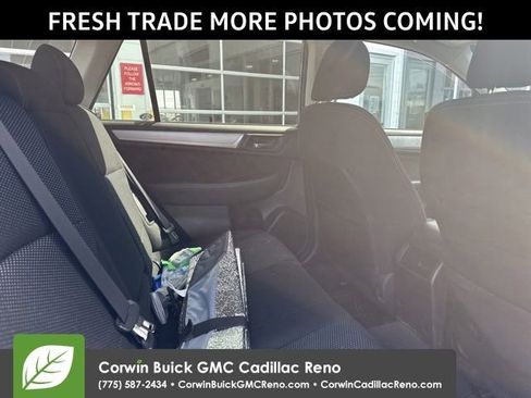 Used 2017 Subaru Outback 2.5i Premium image 9