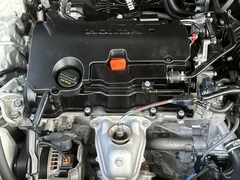 Used 2025 Honda HR-V LX image 12