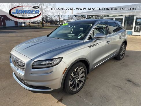 Used 2022 Lincoln Nautilus Reserve image 3
