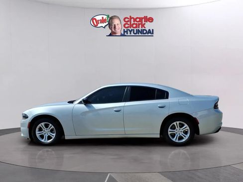 Used 2023 Dodge Charger SXT RWD image 2