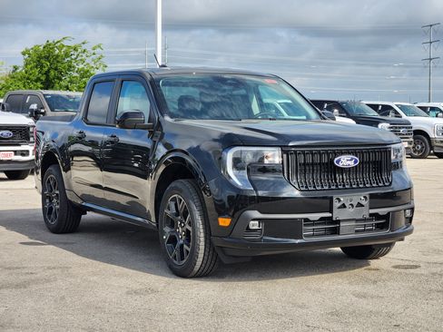 New 2026 Ford Maverick Lobo AWD/4WD image 2