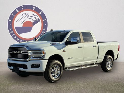 Used 2024 RAM 2500 Laramie image 2