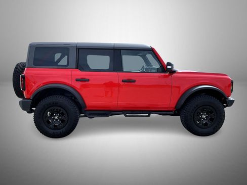 Used 2024 Ford Bronco Wildtrak image 4